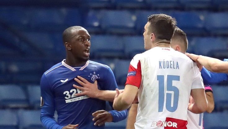 Comportamento razzista: l'Uefa squalifica 10 turni Kudela dello Slavia Praga
