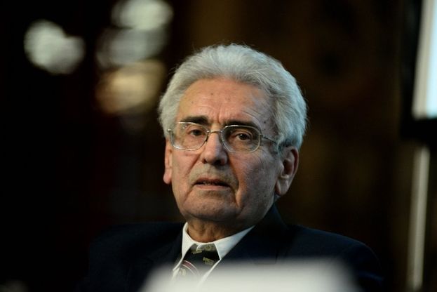 Bologna conferisce l'Archiginnasio d'oro a Vincenzo Balzani