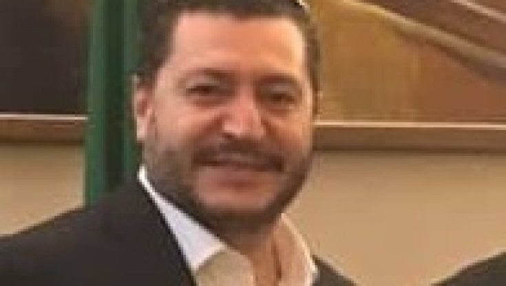 "Stop alle grandi catene commerciali, ripartiamo da negozi di vicinato, turismo soft e parcheggi" 
