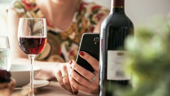 Cantine in difficoltà per il lockdown: cresce l’e-commerce di vini