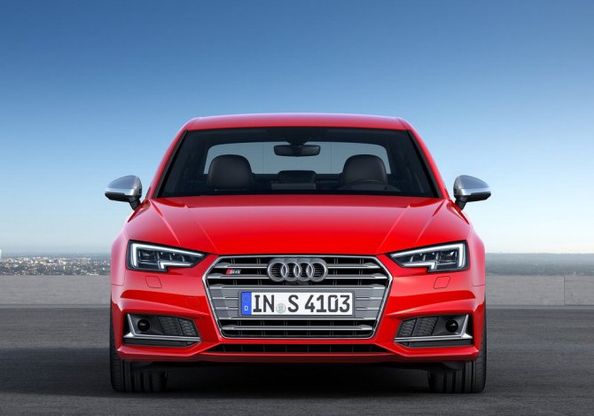 Audi S4 