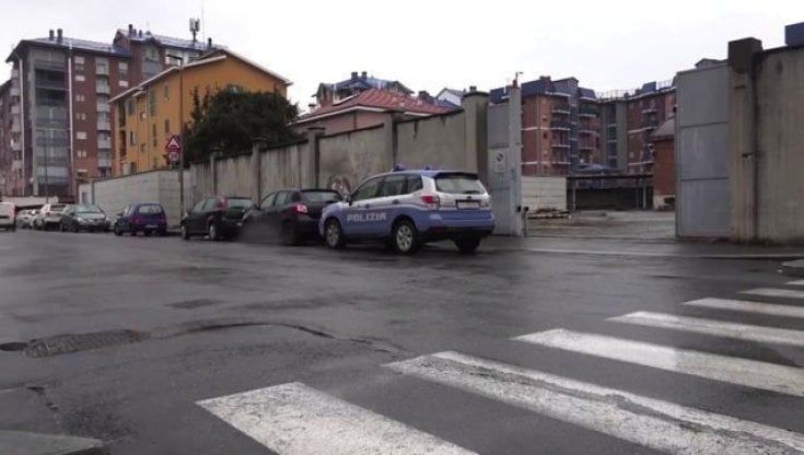 Torino, blitz anti droga per "ripulire" Barriera di Milano: 75 arresti 