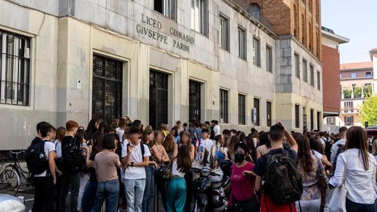 Rinunce e attese per le cattedre Pnrr, scuole verso un altro inizio a orario ridotto