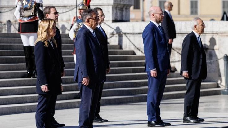 25 aprile, Meloni: “Oppressione fascista”. Ma tace su agguato all’Anpi. Schlein: “No ai nostalgici”