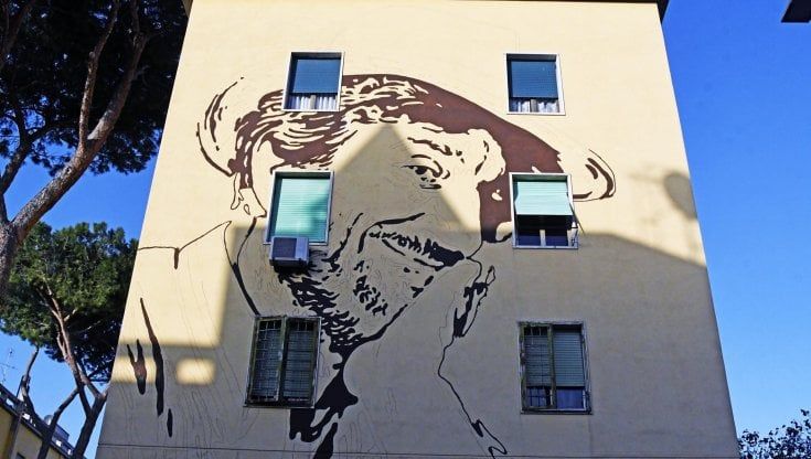 Addio a Proietti, quei murales istantanei dal Tufello al Trullo