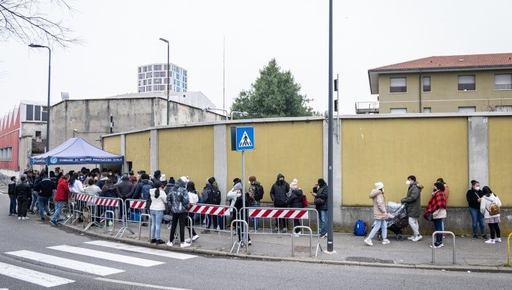 Immigrazione a Milano, nel 2022 più di 5.000 persone hanno presentato la richiesta di asilo