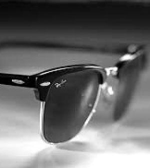 Luxottica: in nove mesi più utili che in tutto il 2014