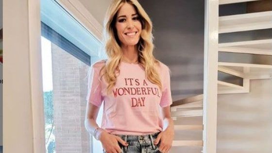 Elena Santarelli annuncia su Instagram: "Mio figlio Giacomo ha vinto la sua battaglia contro il tumore"
