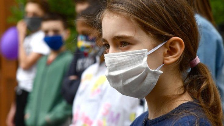 Covid, perché vanno vaccinati anche i bambini 