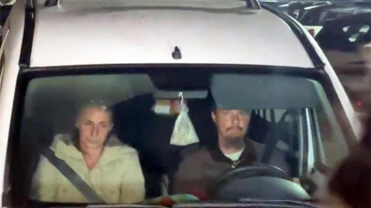 La famiglia nel bosco, i bimbi affidati al padre nella nuova casa. “Saranno uniti in un mese”