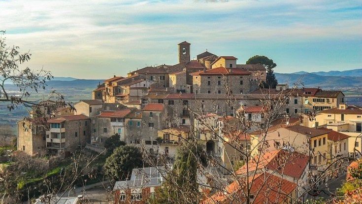 Seimila borghi rischiano di sparire: un libro spiega come salvarli