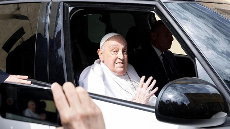 Via Crucis, il dolore del Papa: “Questo mondo è a pezzi”