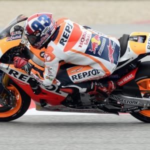 MotoGP, Argentina: Aleix Espargarò va subito forte, lo insegue Iannone. Rossi nono 