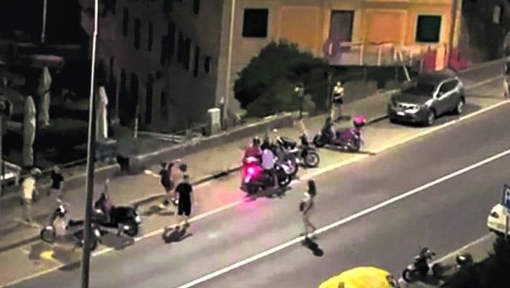 Genova, migranti minori soli, più operatori per seguire meglio i ragazzi
