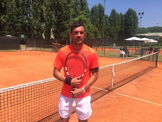 Milano, Maldini tennista all'Harbour in un torneo di professionisti