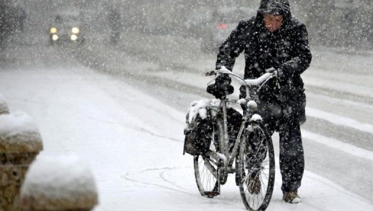 Fitta nevicata a Parma e in provincia: molti disagi