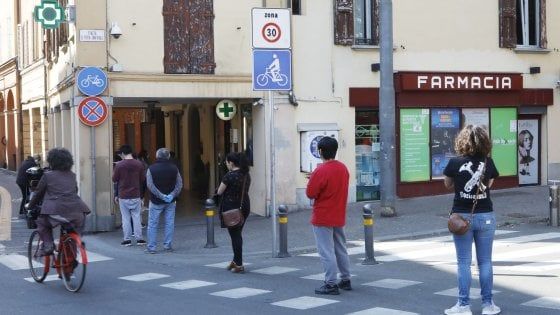 Piemonte, Cirio conferma la "linea dura": negozi e supermercati chiusi il 25 aprile e il 1 maggio