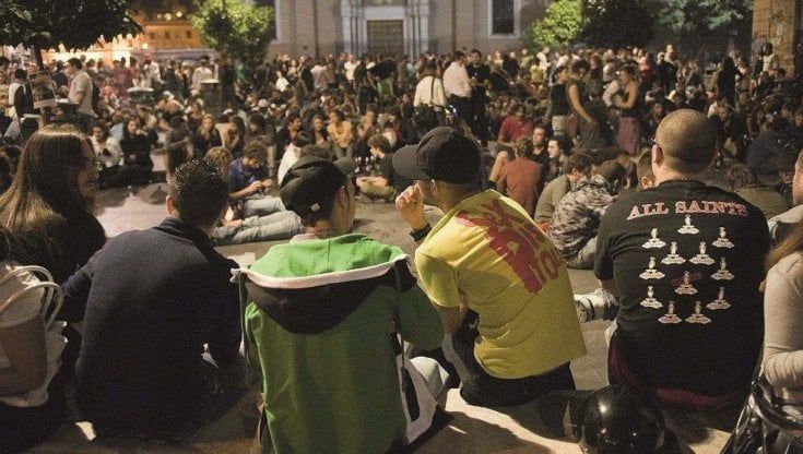 Roma, il decalogo antistupro per Halloween: "Coprifuoco alle 2 e non perdete di vista il bicchiere"