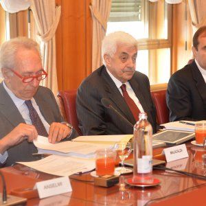 Carige, al via il nuovo cda, Tesauro: "Massimo impegno e entusiasmo"