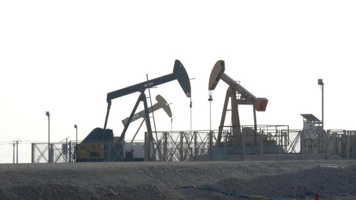 L’allarme Ue su petrolio e gas: i rincari peseranno sulla crescita