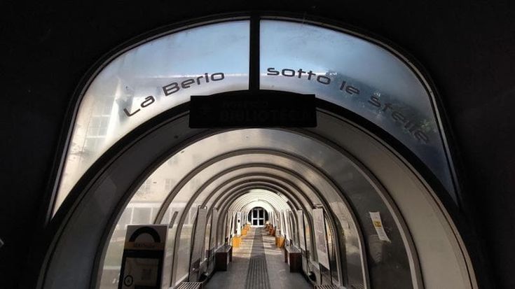 La biblioteca Berio, il rifugio climatico degli studenti: “L’unico modo per stare al fresco”