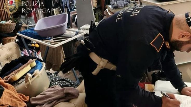 Il nucleo assistenza emarginati dei vigili urbani: come opera la squadra che ha salvato il neonato