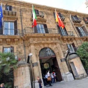 Un miliardo di fondi europei bloccati dalla cattiva burocrazia