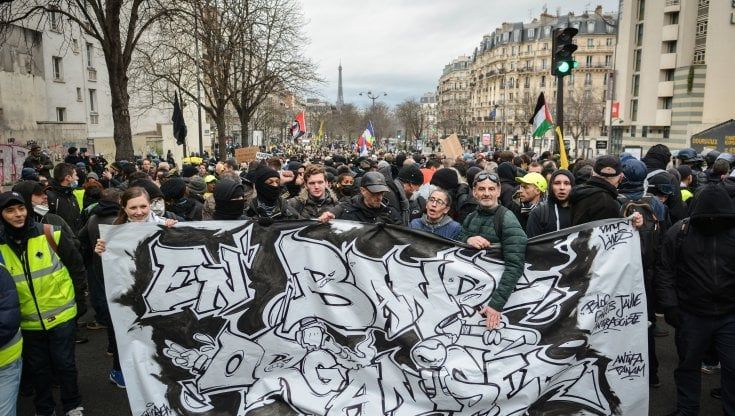 Pensioni in Francia, la rivoluzione che agita i lavoratori 