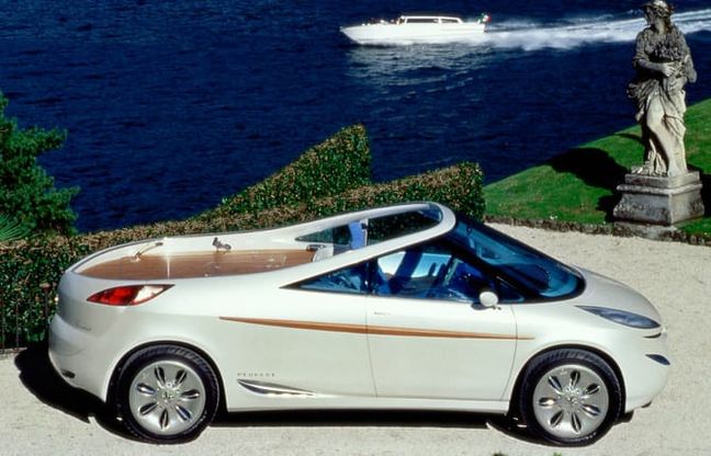 806 Runabout, quando Peugeot aveva voglia di mare