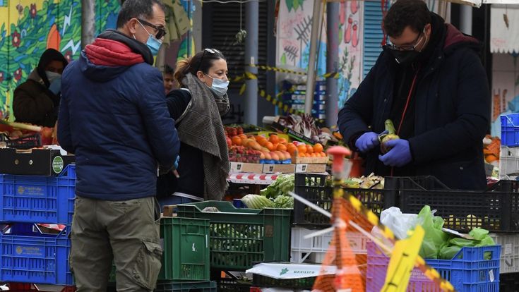 Buoni spesa,  Campidoglio e Regione Lazio smettano di litigare sulla pelle dei poveri
