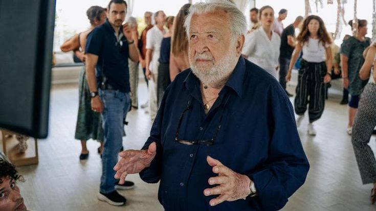 Avati: “Cinema italiano, la mia voce inascoltata. Tanti soldi a Guadagnino, non porta a casa niente”