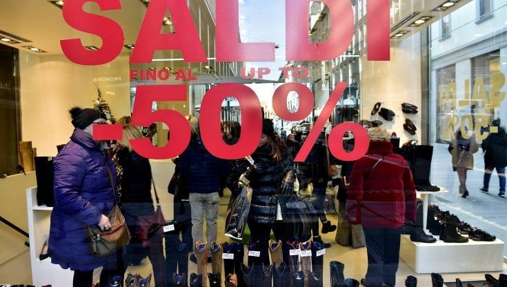 Saldi a Milano e in Lombardia: sconti fino al 50% e un giro d'affari da 400 milioni 