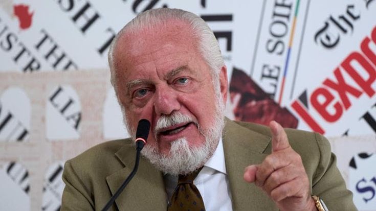 De Laurentiis va a Castel Volturno: Allegri e Manna un’ora a rapporto