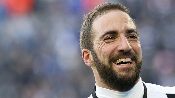 Il Napoli ha vinto il lodo arbitrale nei confronti di Gonzalo Higuain: il Pipita dovrà pagare le spese processuali
