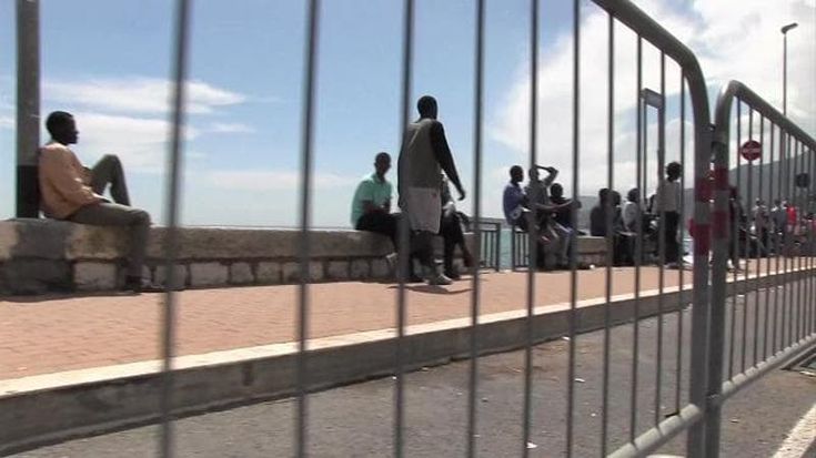 Dieci anni di frontiera chiusa ai migranti, la memoria di Ventimiglia
