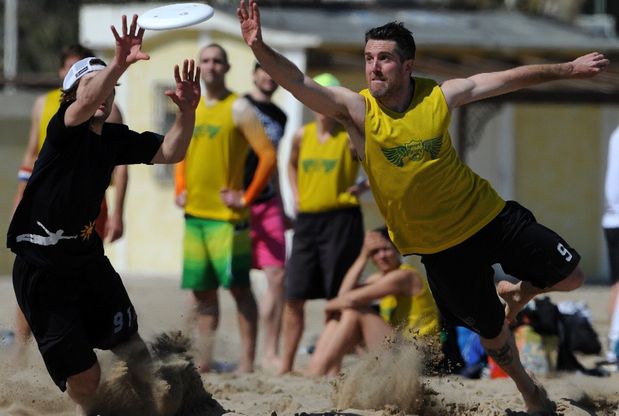 A tutto frisbee a Rimini, in spiaggia<br />la coppa del mondo di Beach Ultimate