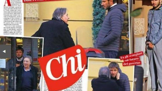 Rai, Freccero e Di Battista fotografati a pranzo insieme. L'attacco del Pd: "Altro che via i partiti dalla tv pubblica"