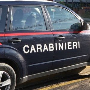 Siracusa, abusi su una bimba di 9 anni: arrestato