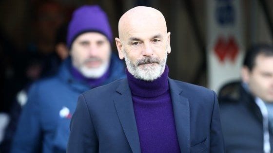 Fiorentina, Pioli si dimette: le reazioni dei tifosi viola sui social 