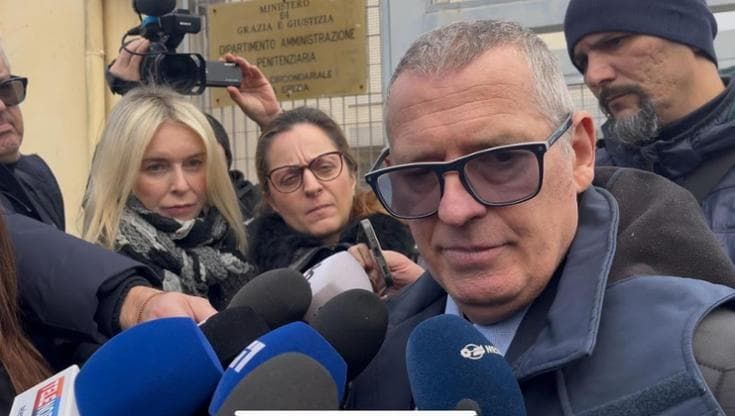 Zouhair Atif in carcere: “Avevo il coltello perché mi minacciavano. Ora voglio morire”