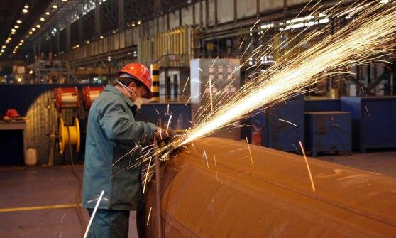 Ilva, 300 milioni a marzo per l'Aia<br />la lenta ripresa del siderurgico