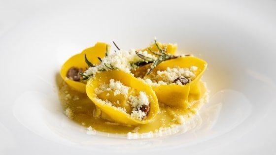 Solidarietà e piatti gourmet, a Casa Coppelle la cena per i bimbi malati