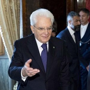 Offese e minacce a Mattarella sul web, la procura apre un'inchiesta: tre profili social al vaglio