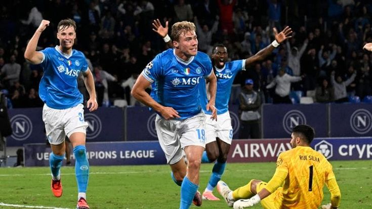 Napoli, primo urlo Champions