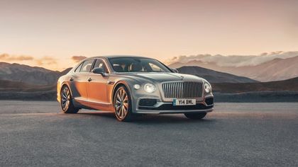 Nuova Bentley Flying Spur, la regina delle ammiraglie