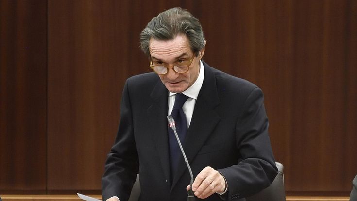 “Seguo i tuoi consigli”. Ecco le intercettazioni che accusano Fontana