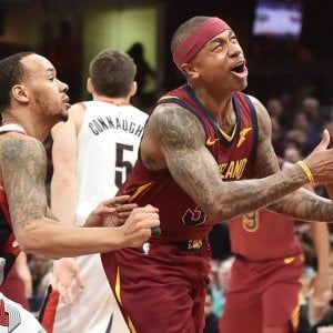 Basket Nba, debutto vincente per Thomas: Cleveland batte Portland