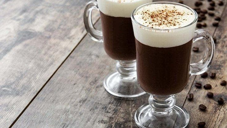 Coccole da camino o viaggi di marinai: un grog per sognare. Ecco tre assaggi da provare
