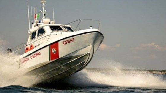 Ravenna, il cadavere ritrovato in mare forse è di una 17enne