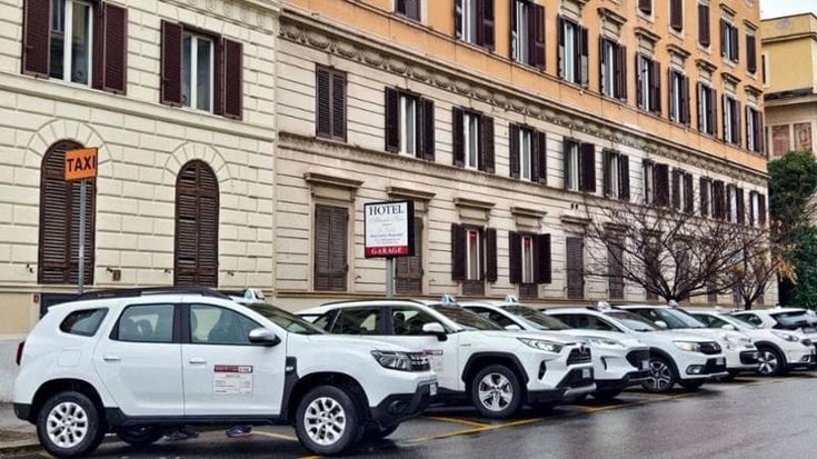 Taxi, servizio bocciato nella Capitale dal rapporto Aci. Patanè: “I dati sono in miglioramento”